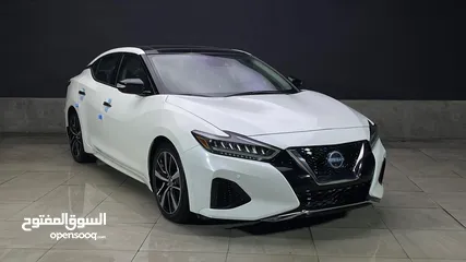  1 Nissan maxima 2023 SL