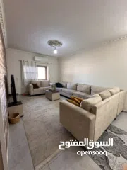  8 طقم كنب شبه جديد للبيع