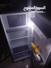  4 Refrigerator with dispenser