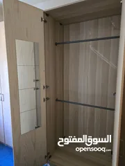  3 غرفة نوم من ايكيا للبيع اللون خشابي فاتح