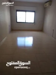  8 شقة للايجار البيادر قرب النادي الاهلي طابق اول مساحة 130م