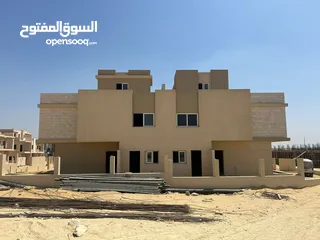  4 town house ready to deliver only 10% down payment in a very prime location in zayed