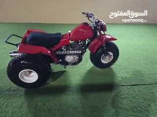  3 دراجة نارية هوندا  ATC 250SX ثلاث تواير للبيع