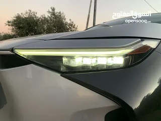  27 تويوتا bz4x 2022 برو فل الفل استخدام الأردن عداد 28 الف كيلو بحاله الوكاله