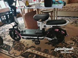  7 بسكليت كهرباء بطاريه بكرتونتها