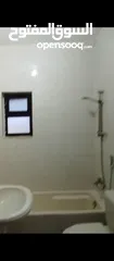  1 شقة فارغة للايجار في شارع مكة 200