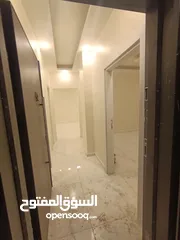  3 مكتب استثماري للبيع مساحتها 65 م ع قوشان منطقه مجمع عمان الجديد ب قرب  دوار اليوسفي وشارع اربد الحصن