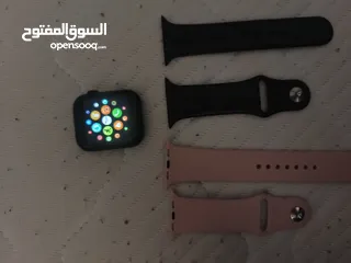  1 ساعه ذكيه شغاله 100% مع شاحنها الخاص