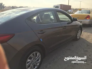  10 النترا AD 2018 وارد وكالة ومالك اول من الوكالة بحالة ممتازة للبيع كاش فقط