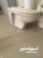  4 تواليت حمام معلق