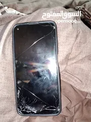  4 هواوي نوفا 7i مكسورة شاشتو باحالة جيدة