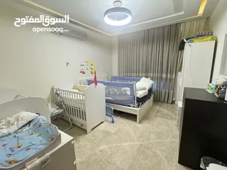  5 شقة مفروشة للإيجار في الصويفية - REF: 14670