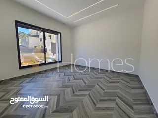  6 شقة ارضية بمدخل خاص للبيع في طريق المطار بمساحة بناء202م