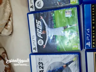  9 سيدات بلايستيشن فايف في حالة الوكالة