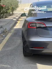  3 tesla model 3 2023 لون مميز