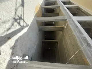  5 محلات تجارية