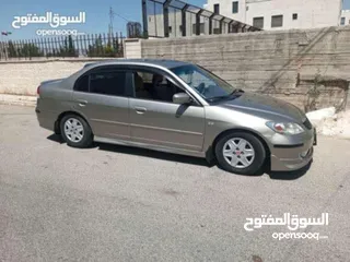  5 هوندا سيفيك 2004
