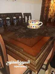  2 طاولة سفرة خشب زان أصلي وكراسي بحاله الوكاله استعمال خفيف