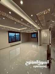  9  !!!!  شقة طابقية بمساحة 172 متر مربع  تلاع العلي - خلف أسواق السلطان