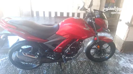  2 هوندا يونيكورن 163 cc