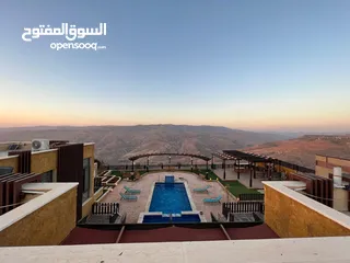  20 مزرعة للبيع اطلالة جذابة