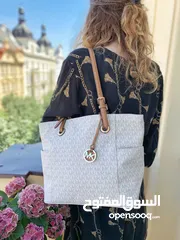  1 شنتة مايكل كورس أصلية
