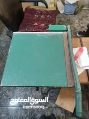  1 مقص ورق وكرتون يدوي يستعمل للتجليد الكتب