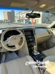  7 Infiniti FX 35 2011 175,000KM Driven only Excellent Condition (بحاله ممتاذ)