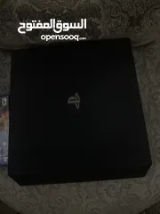  1 PS4 Pro مع ألعاب
