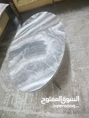  5 طقم كنب مع طربيزات