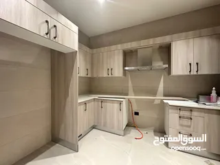  5 شقة غير مفروشة للايجار في الدوار الرابع  ( Property 39636 )-175034612