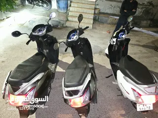  1 للبيع سكوتر اكتفا ياباني 125