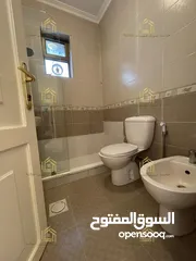  9 شقة مميزة - خلدا - 3نوم 1ماستر - 215م - فايربليس - إطلالة - موقع هادئ ومميز