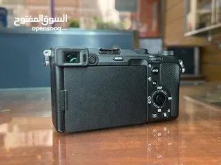  4 كاميرا سوني فل فريم احترافية sony a7c