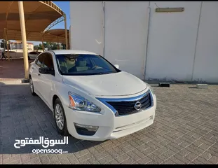  2 Nissan Altima 2013