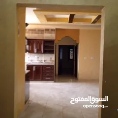  1 شقة للبيع جرش ،جبل العتمات ،مقابل جرش مول