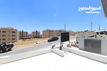  24 شقة تسويه 107 متر ويتبع لها ترس 60 متر وكراح منفصل، الشقه الاخيره ،،تم تخفيض