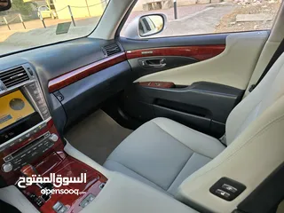  23 لكزس Ls460 شورت 2010  نظيف جدا مطلوب 30,000 درهم