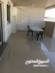  2 شقة طابقية مميزة في منطقة حرم الرامة