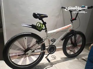  1 عجله BMX للبيع مقاس 26