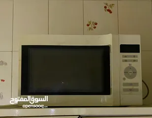  1 ميكرويف ال جي لون ابيض نضيف واستعمال خفيف سعر 30