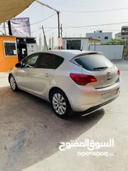  2 اوبل استرا موديل 2011 جير عادي للبيع كاش او نص بنص