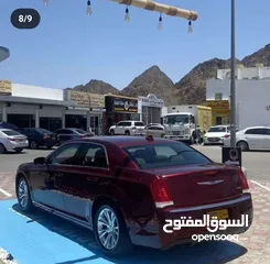  2 للبيع كرايسلر C300 موديل:  2018 ماشية : 133 آلف كيلو فقط  لون خارجي :أحمر عنابي