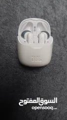  5 JBL tune 225 tws