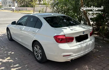  5 BMW 318 model 2017