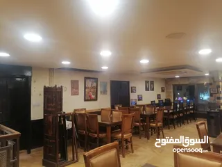  1 مطعم جاهز بمعداته للضمان بموقع حيوي في منطقة الجبيهة لعدم التفرغ لإدارة المطعم