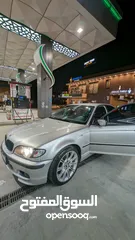  4 نفض جديد وبحالة ممتازة BMW E46 318 2000