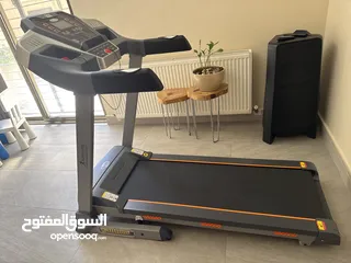  4 Treadmill for sale - Runner 428