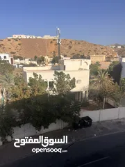  3 منزل للبيع في مدينة السلطان قابوس