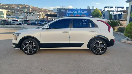  5 كيا نيرو هايبرد كامل الإضافات بدون فتحه سقف  2023  .